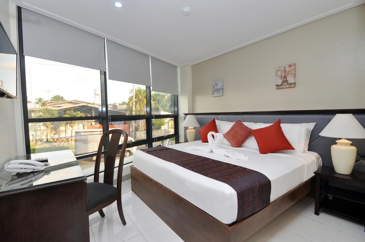 טאגבילראן סיטי 717 Cesar Place Hotel מראה חיצוני תמונה