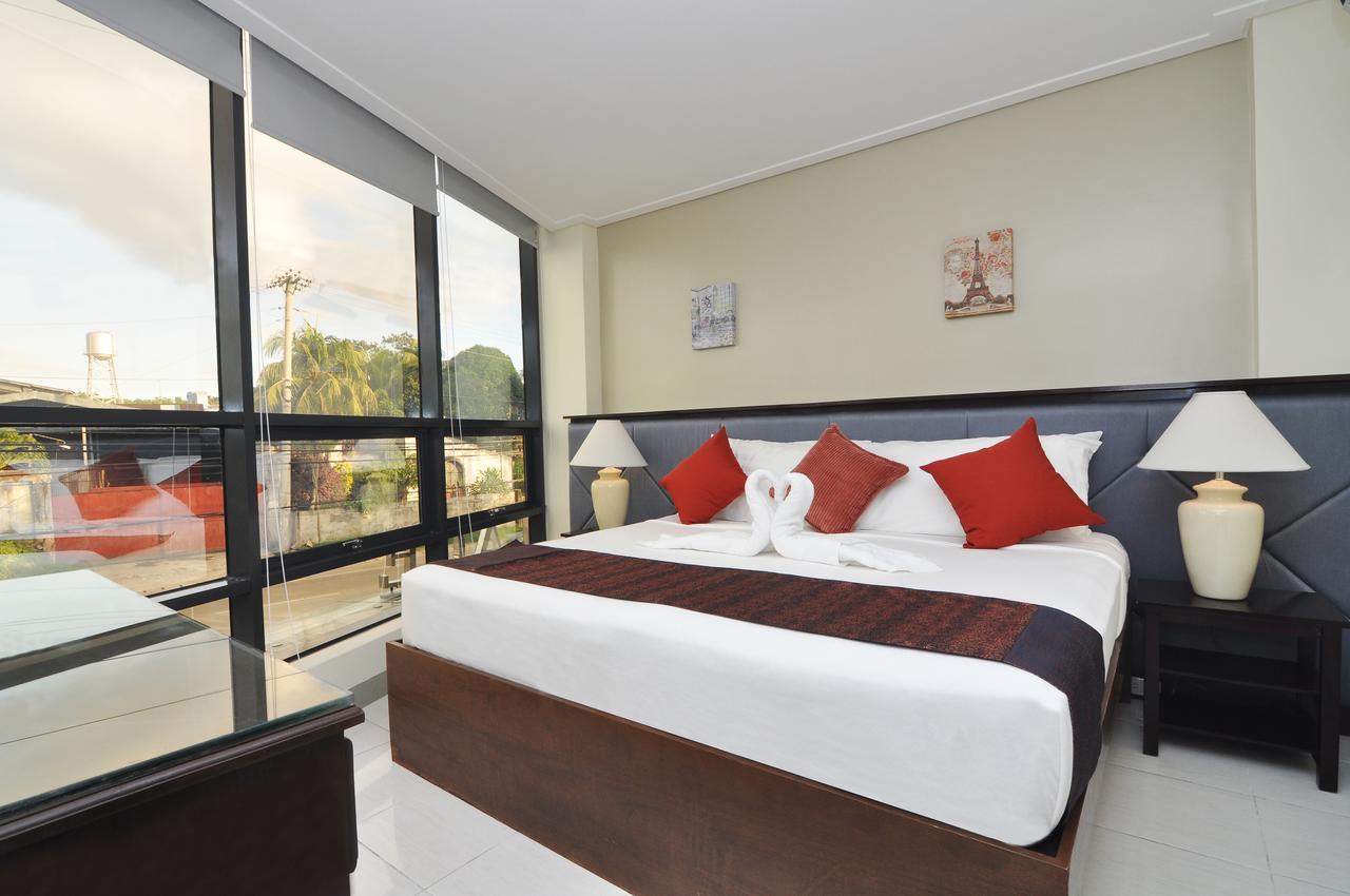 טאגבילראן סיטי 717 Cesar Place Hotel מראה חיצוני תמונה