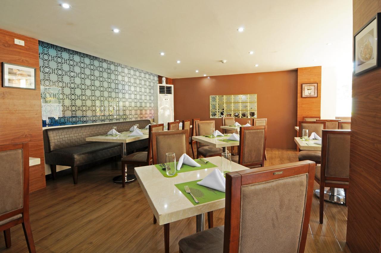 טאגבילראן סיטי 717 Cesar Place Hotel מראה חיצוני תמונה